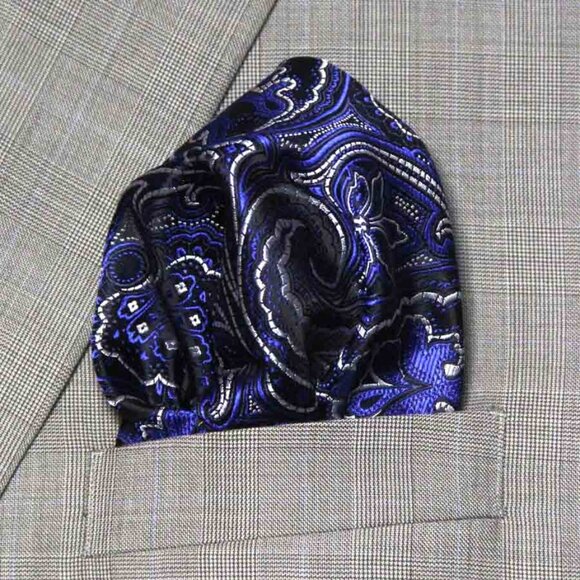 Men's new, in package, Gascoigne pocket square Gray and black Paisley Polyester - Picture 1 of 2